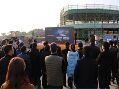 長壽區(qū)兩會(huì)委員、代表視察遠(yuǎn)恒佳重慶公學(xué)