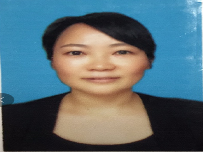 耿幽竹:女 ,彝族 ,15年的高中物理教學(xué)經(jīng)歷，帶過5屆高三，三屆帶火箭班及復(fù)讀班，曾擔(dān)任物理教研組長。多次榮獲達州市市級優(yōu)秀教師，多次榮獲市級校級賽課一等獎