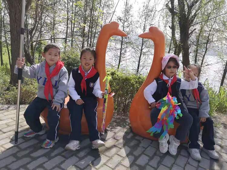 美好學(xué)校，百味故事（二）校園里的春游趣事